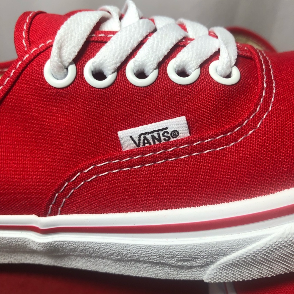 Van’s Authentic - Picture 8 of 9
